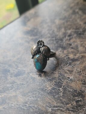 Turquoise Stone Sterling- Floral Ring - Vintage Navjo